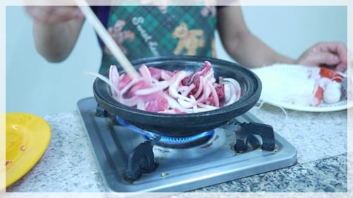 老闆佛心來的 – 東東迷你石頭火鍋