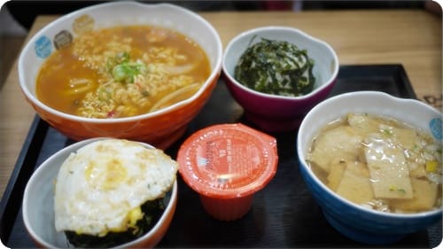 2012年韓國行day3 圓圓的飯糰 – Kong's rice ball飯糰專賣店 - 第9張圖 2012年韓國行day3 圓圓的飯糰 – Kong's rice ball飯糰專賣店