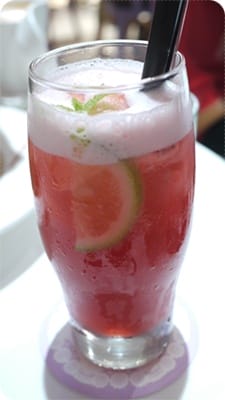 男孩一定要陪女孩來吃呀 – Dazzling cafe (台南店)