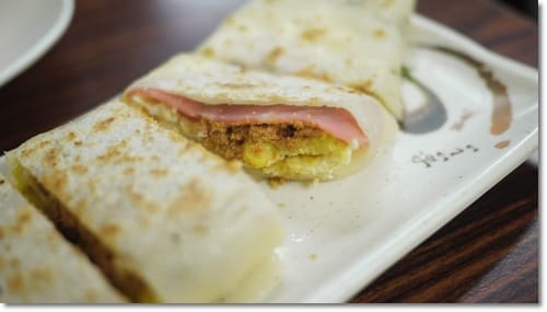 午餐時刻吃早餐 – 豆奶攤