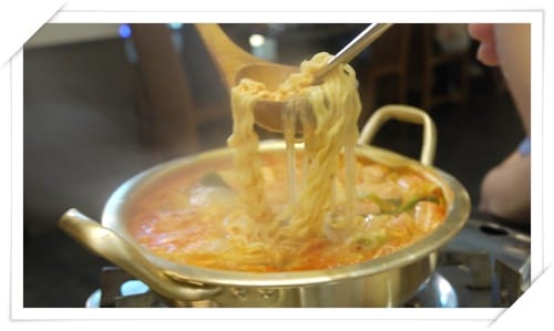 迷你部隊鍋和春川雞 – 哈摩尼韓式料理