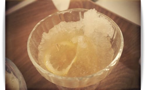 2013年韓國行Day1 雪花在嘴裡飄的滋味 – 弘大” 빙빙빙 bing bing bing “