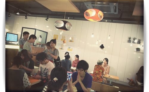 2013年韓國行Day1 雪花在嘴裡飄的滋味 – 弘大” 빙빙빙 bing bing bing “ - 第3張圖 2013年韓國行Day1 雪花在嘴裡飄的滋味 – 弘大” 빙빙빙 bing bing bing “