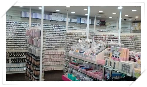 2013年韓國行Day1 美甲控的天堂 – Nail mall