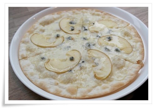 2013年韓國行Day2 女孩兒的一口比薩 – 新沙 “Jane’s picky pizza”