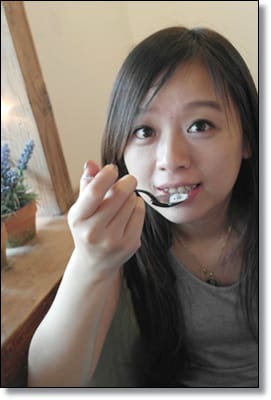 2013年韓國行Day2 嘴裡融化的甜蜜 – 新沙”Add bing 애드빙 “
