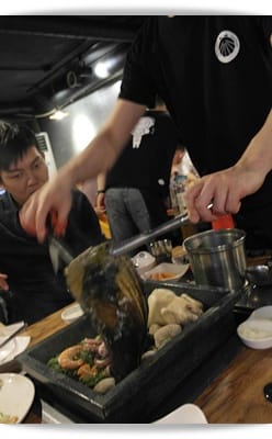 2013年韓國行Day2 閃閃發光的珍珠海鮮寶盒 – 新沙 “로꼬로꼬 Loco Loco蒸貝殼”