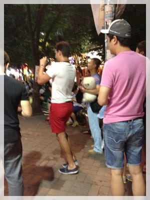 2013年韓國行Day2 路邊來點小確幸 – 必吃的”떡볶기辣炒年糕”