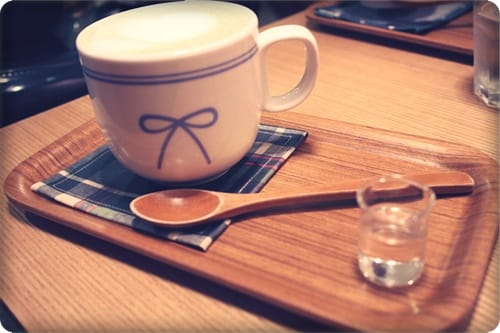 2013年韓國行Day3 山間小路zakka風咖啡 – 付岩洞 “Ann’s namu Cafe”
