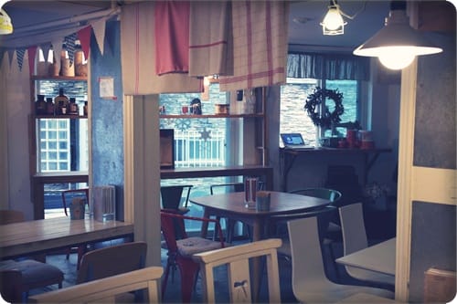 2013年韓國行Day3 山間小路zakka風咖啡 – 付岩洞 “Ann’s namu Cafe”