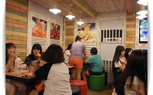 2013年韓國行Day3 起士年糕鍋~邊吃邊牽絲!!! – 弘大 “칼라떡볶이-누리미 六色鍋”