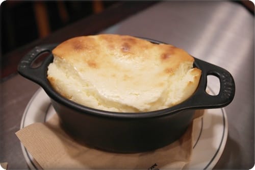 2013年韓國行Day3 好邪惡的酸奶酪起士蛋糕 – 弘大 ” Cheese Cake “