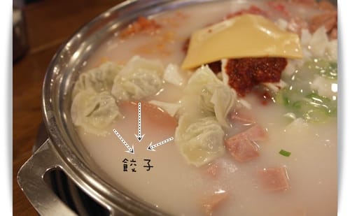 2013年韓國行Day4 部隊鍋越吃越上癮!!! – 明洞 “최씨아저씨부대찌개崔氏大叔部隊鍋”