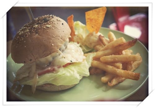 吃漢堡~~飽飽飽!! – Burger Urge