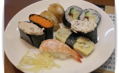 填飽肚子吃壽司!!! – 築地壽司