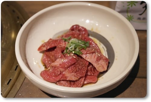 來這就要親一下呀!!! – 乾杯燒肉居酒 高雄五福店
