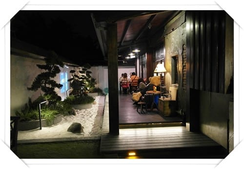 夏夜裡的露天電影院!! – 露琦和洋餐廳