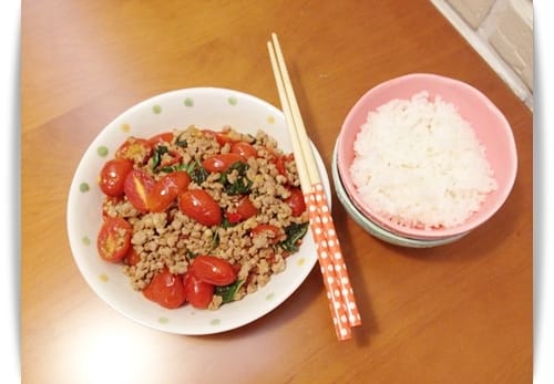 [My Little Kitchen] 泰式風味~~超好下飯!! – 打拋豬