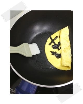 [My Little Kitchen] 不是黑白色的”斑馬蛋捲 Zebra Egg Roll”~~