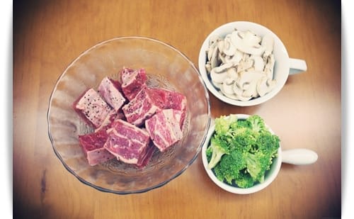 [My Little Kitchen] 想念起韓國咖啡店裡頭的義大利麵~~藍紋起士牛肉義大利麵
