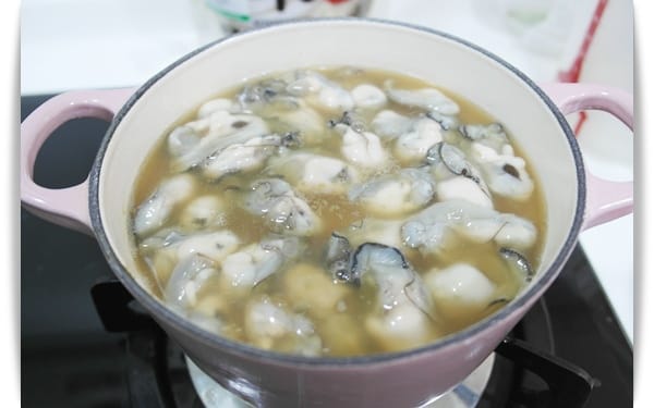 [My Little Kitchen] 大海鮮美的味道~~日式牡蠣炊飯