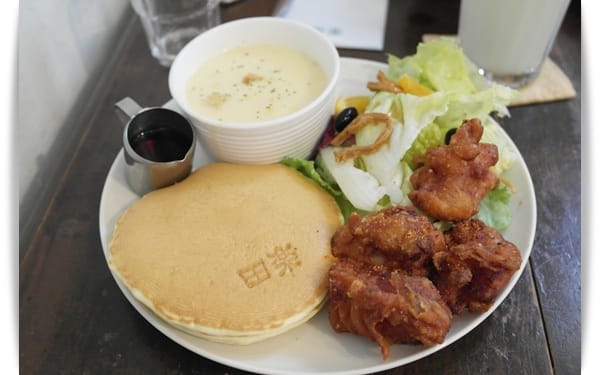老宅內吃漢堡堡!!! – 田樂．小公園店