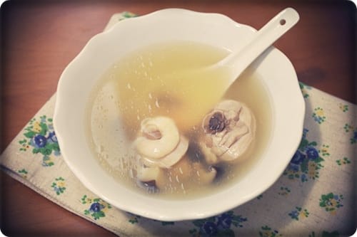 [My Little Kitchen] 不敗的元氣湯品!! – 香菇雞湯