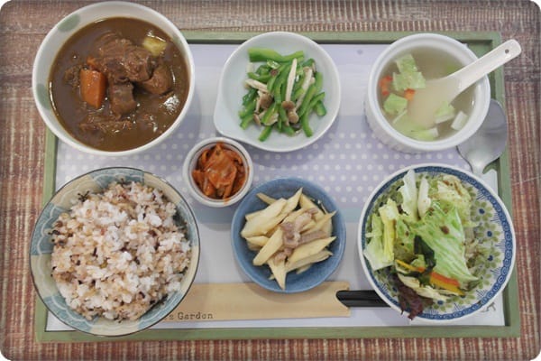 和煦陽光下的歐風餐廳 – Vanessa’s Garden 凡妮莎花園