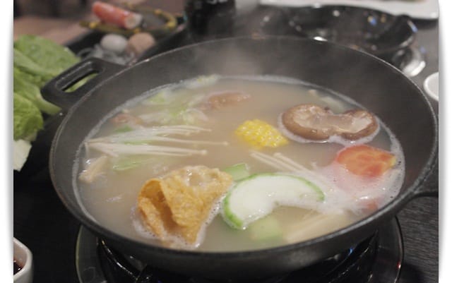 見佛啦~~正忠排骨的火鍋店!! – 天水玥秘境鍋物殿