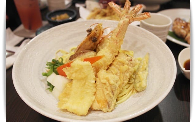 青青新鮮海味蓋飯!! – Zoe Sushi Bar.壽司吧