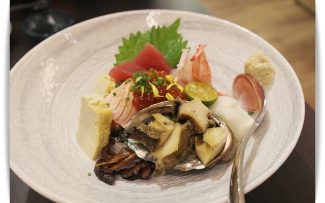 青青新鮮海味蓋飯!! – Zoe Sushi Bar.壽司吧