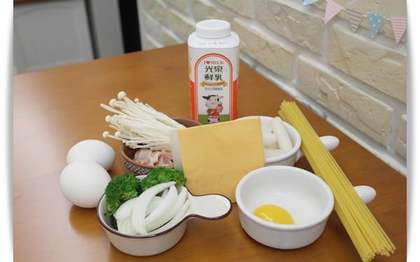 [My Little Kitchen] 超香濃的啦!! – 韓式起士年糕鍋