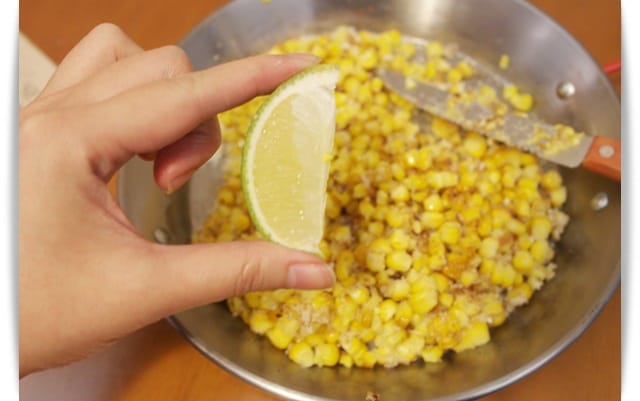 [My Little Kitchen] 小心吃一口就上癮~~韓國夯”麻藥玉米 마약옥수수”