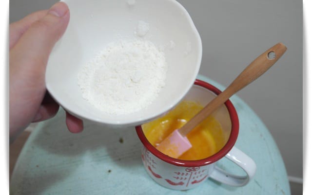 [My Little Kitchen] 甜蜜品嘗草莓驚喜!! – 草莓巧克力蛋糕