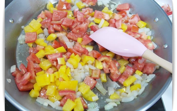 [My Little Kitchen] 西式大鍋飯!!豐盛又美味!! – Paella 西班牙海鮮飯