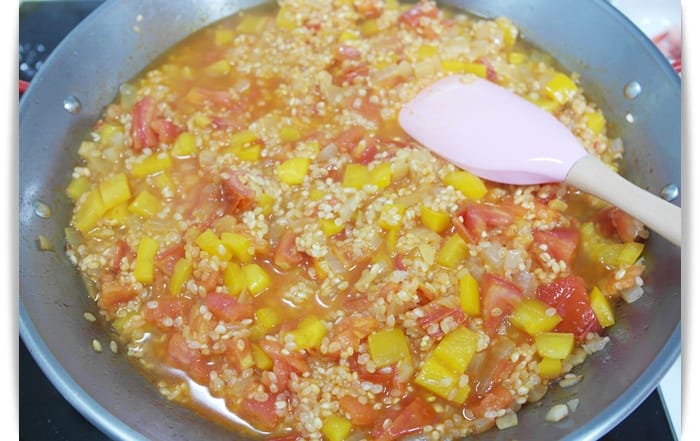 [My Little Kitchen] 西式大鍋飯!!豐盛又美味!! – Paella 西班牙海鮮飯