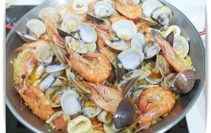 [My Little Kitchen] 西式大鍋飯!!豐盛又美味!! – Paella 西班牙海鮮飯