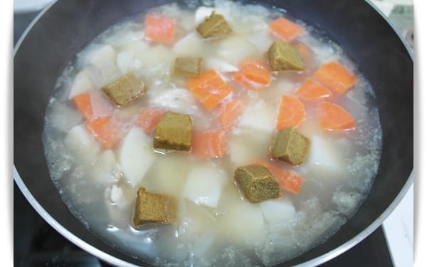 [My Little Kitchen] 閃亮亮~~咖哩王子蛋包飯!!