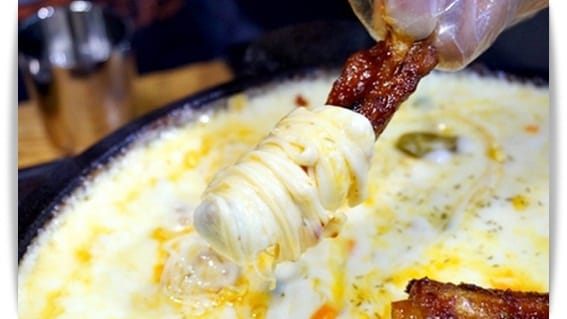 [My Little Kitchen] 好邪惡!! 起士香氣散播中~~弘大詹姆士起士肋排제임스치즈등갈비