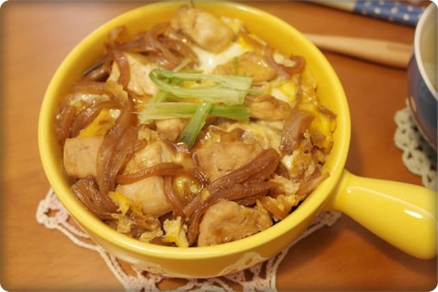 [My Little Kitchen] 雞肉和雞蛋的完美組合!! – 雞肉親子丼飯