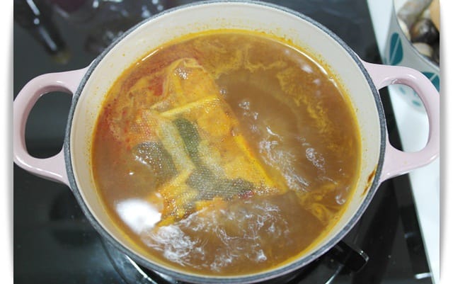 [My Little Kitchen] 酸酸辣辣又鮮甜!! – 泰式酸辣海鮮湯