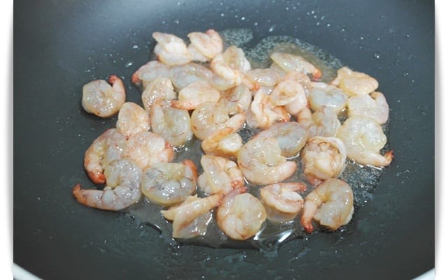 [My Little Kitchen] 好鮮豔!!雙椒炒蝦仁~~
