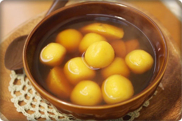 [My Little Kitchen] 趁熱吃，好暖心!! – 黑糖地瓜圓湯