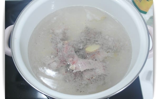 [My Little Kitchen] 來泡一鍋茶~~~肉骨茶湯!!