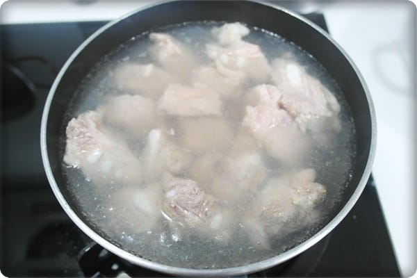 [My Little Kitchen] 帶著淡淡橙香氣息~~橙汁排骨!!