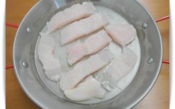 [My Little Kitchen] 魚肉也能牽絲吃唷~~~美乃滋鳳梨烤魚!!