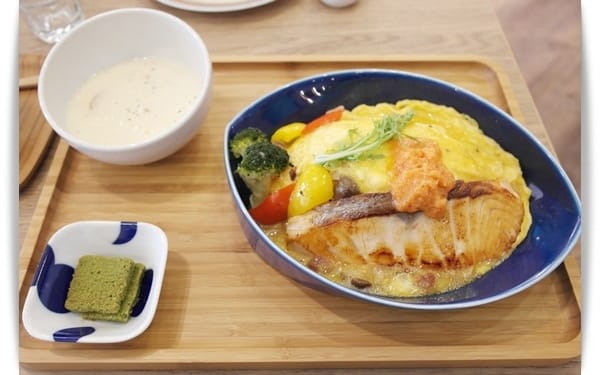 厚厚鬆餅好誘人!! – 杏桃鬆餅屋 uzna omom