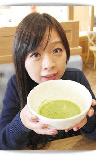 厚厚鬆餅好誘人!! – 杏桃鬆餅屋 uzna omom