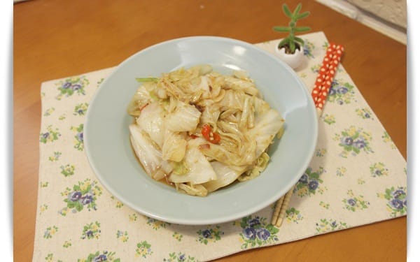 [My Little Kitchen] 夏天就愛辣辣，好開胃！- 蝦醬高麗菜