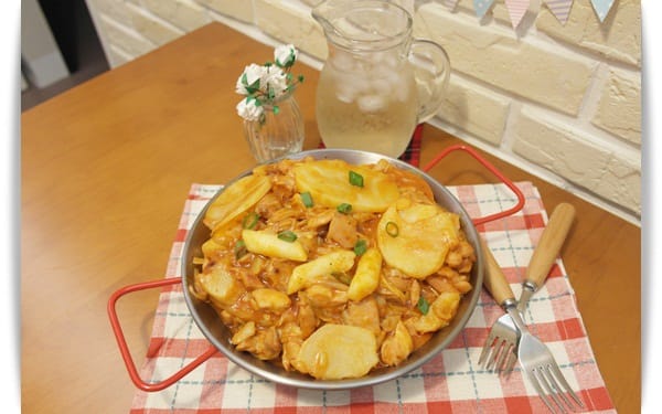 [My Little Kitchen] 紅通通，好辣好好吃!! – 韓式辣炒雞排